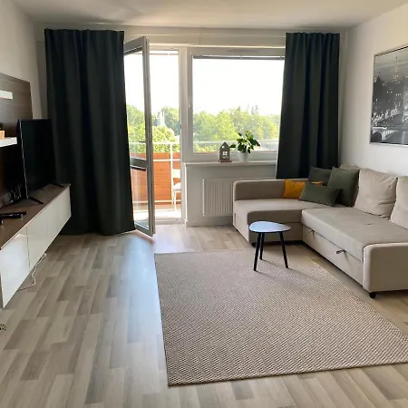 Self Check In With Parking Included Pressburg