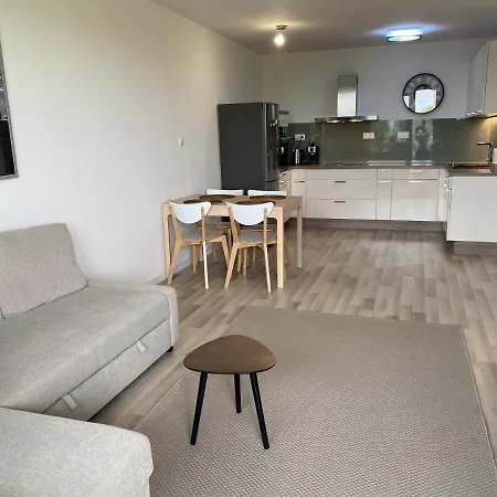 Self Check In With Parking Included Apartmán