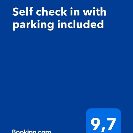Apartmán Self Check In With Parking Included Bratislava